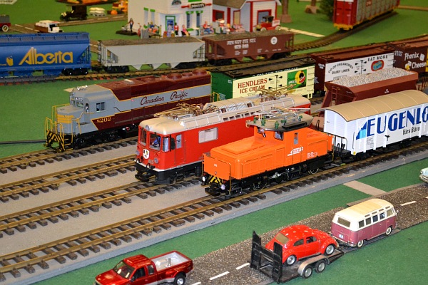 SUPERTRAIN 2017 Photo Galleries